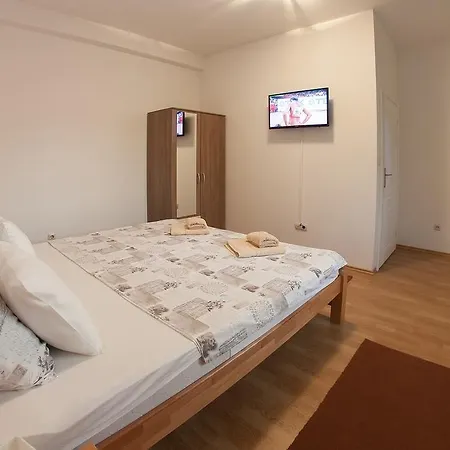 Hortenzija Apartman